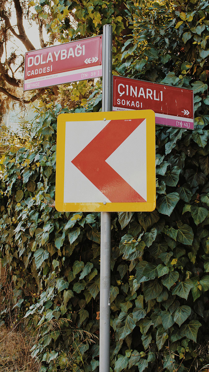 Gülümseyen kadın
